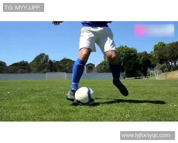 足球明星过人技巧全解析助你提升球技的必备宝典
